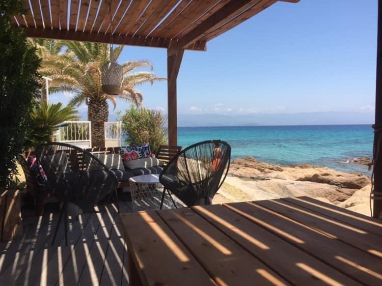 Ajaccio Magnifique T2 37M2 Centre Ville Vue Mer Au Bord De La Plage Neuf 4 Couchages Balcon Parking Prive Ferme Clim Wifi Luaran gambar